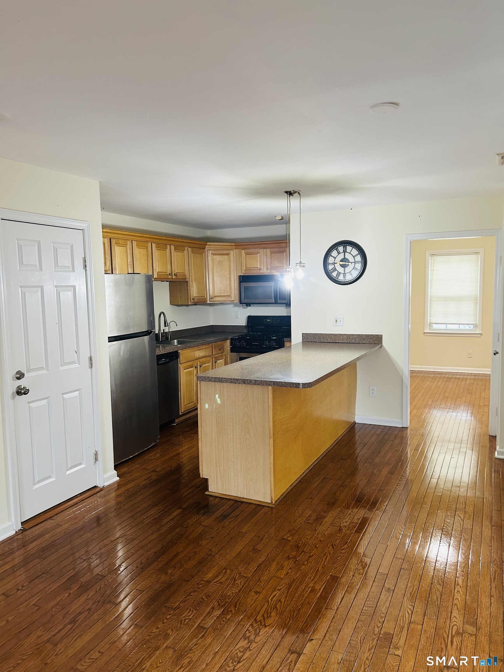 82 Sunrise Avenue Fairfield CT 06824