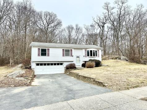 178 Dartmouth Drive Groton CT 06355