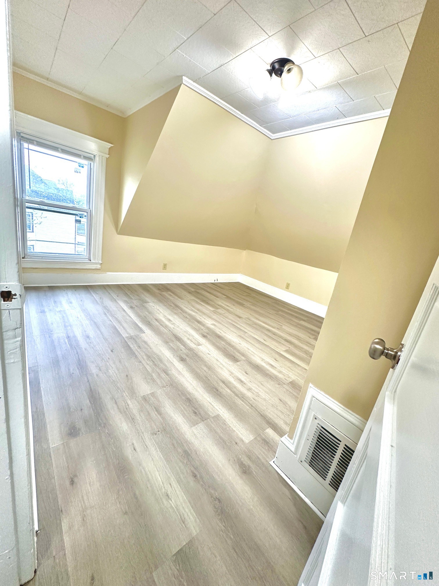 27-29 South Street Hartford CT 06114