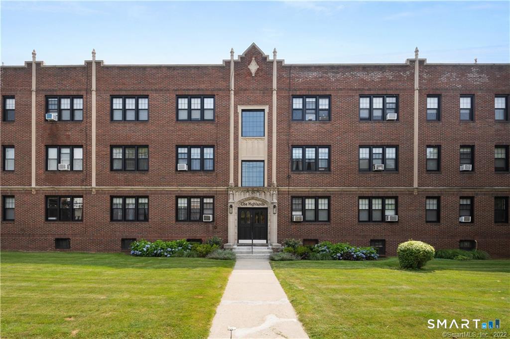 4 Highland Street West Hartford CT 06119