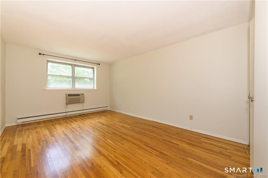 637 Cove Road Stamford CT 06902