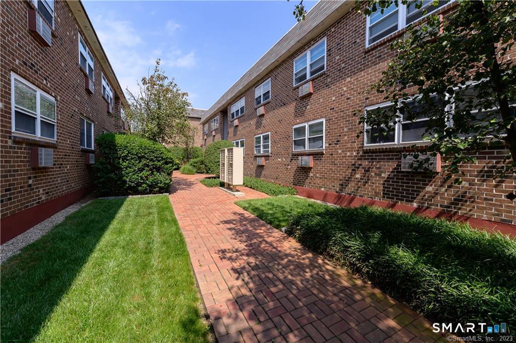 637 Cove Road Stamford CT 06902