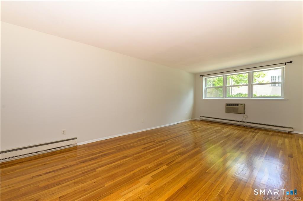 637 Cove Road Stamford CT 06902