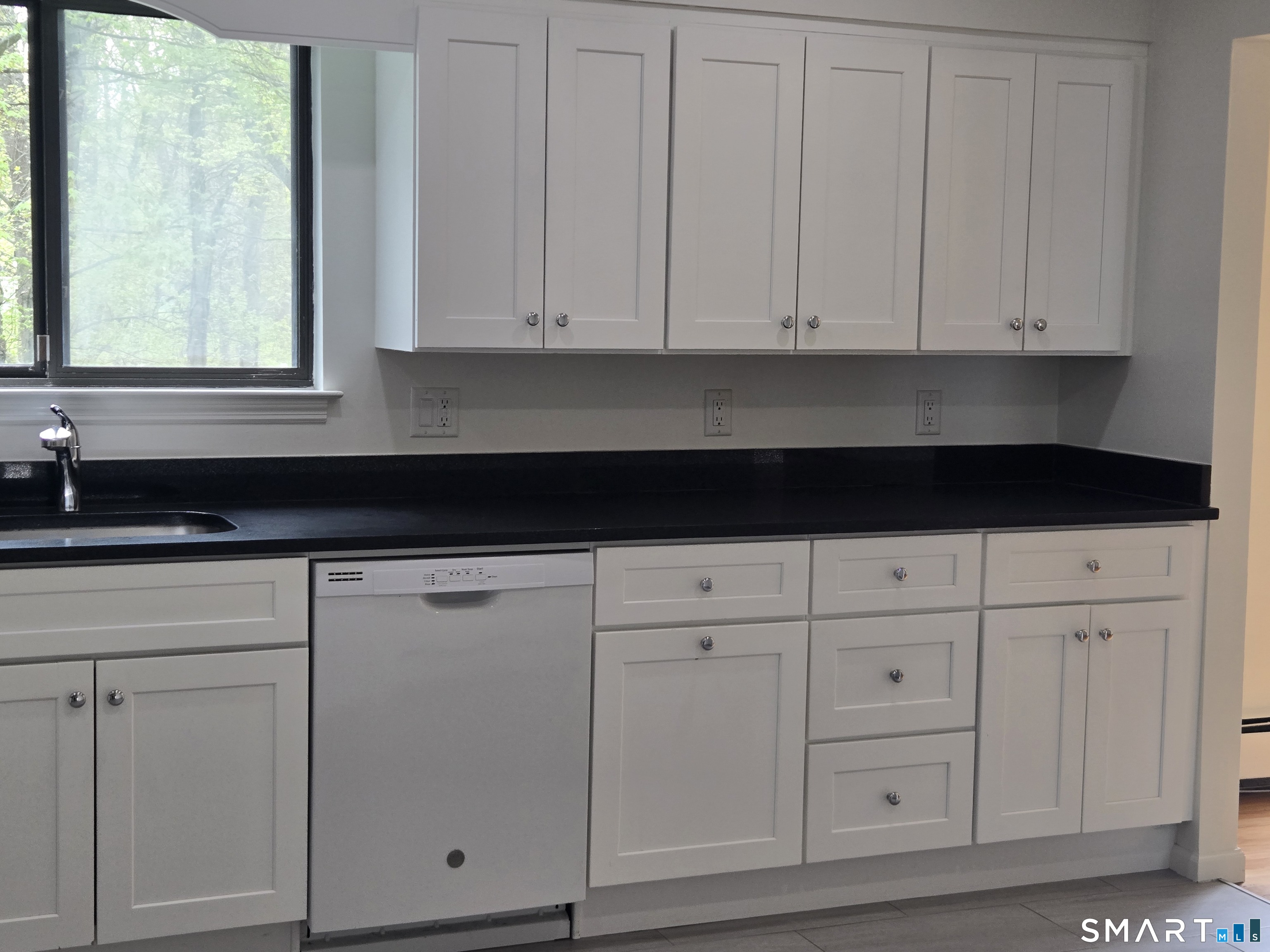 17 Loughran Avenue Stamford CT 06902