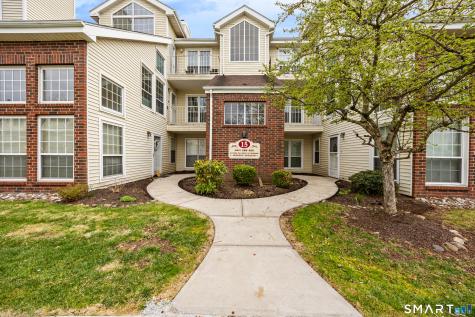 299 Carriage Crossing Lane Middletown CT 06457