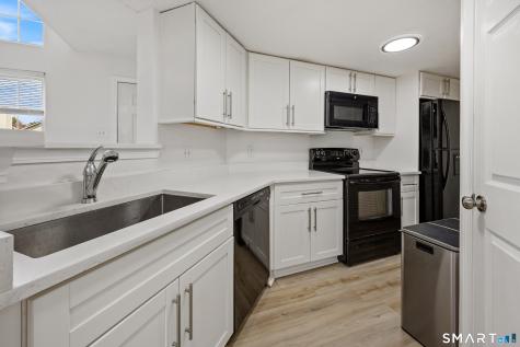 299 Carriage Crossing Lane Middletown CT 06457