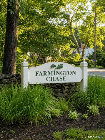5 Farmington Chase Crescent Farmington CT 06032