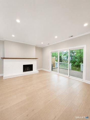 5 Farmington Chase Crescent Farmington CT 06032
