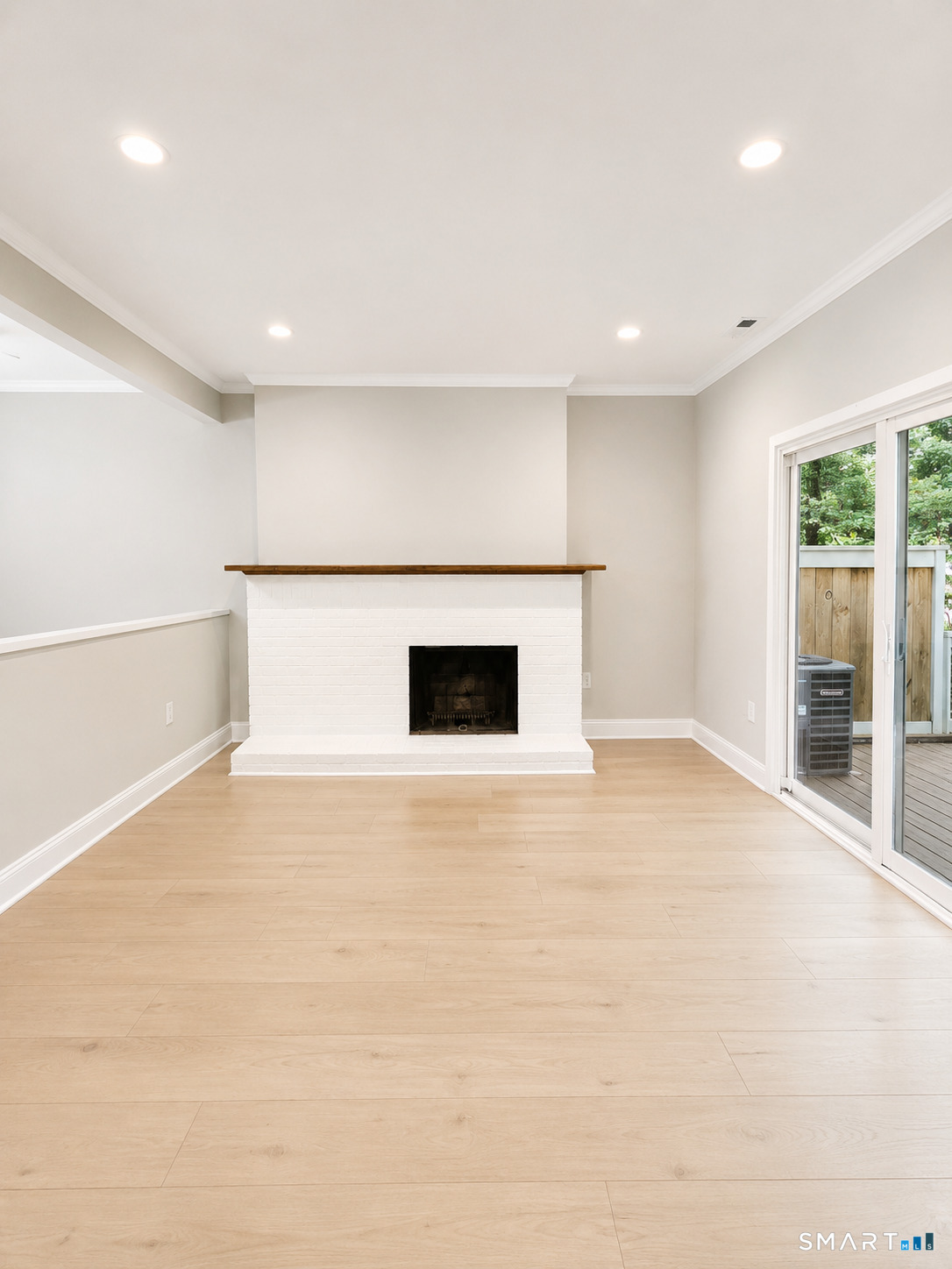 5 Farmington Chase Crescent Farmington CT 06032