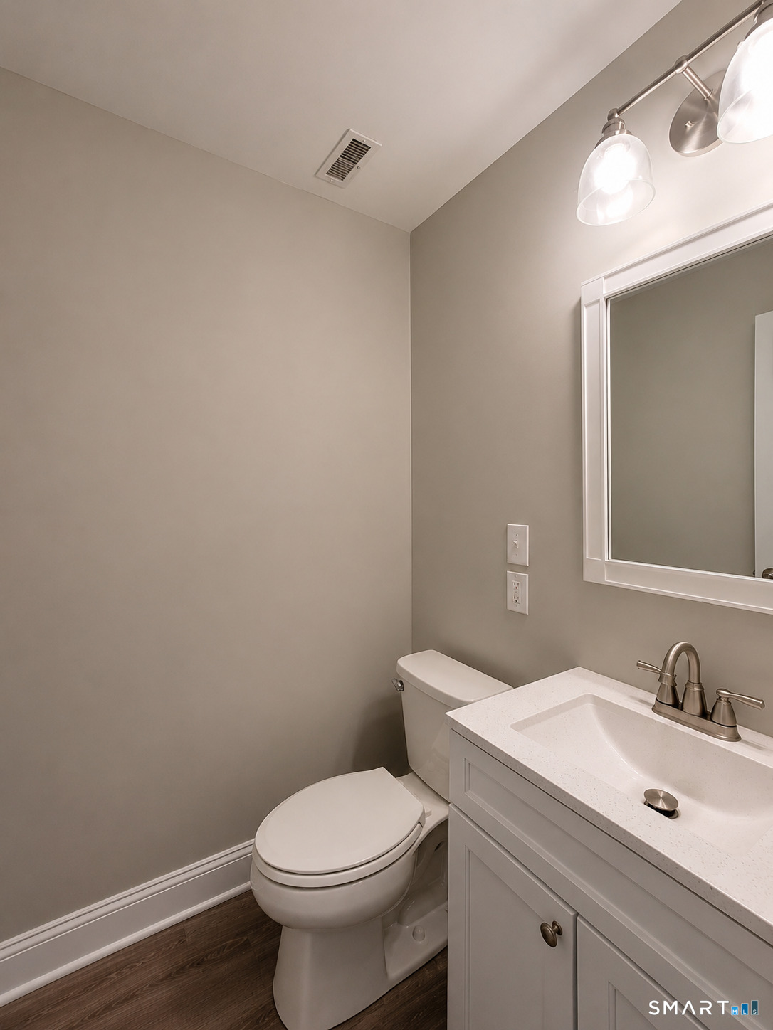 5 Farmington Chase Crescent Farmington CT 06032