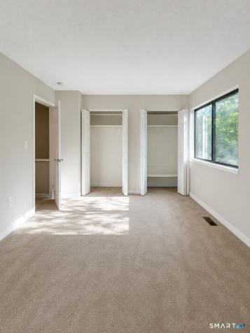 5 Farmington Chase Crescent Farmington CT 06032