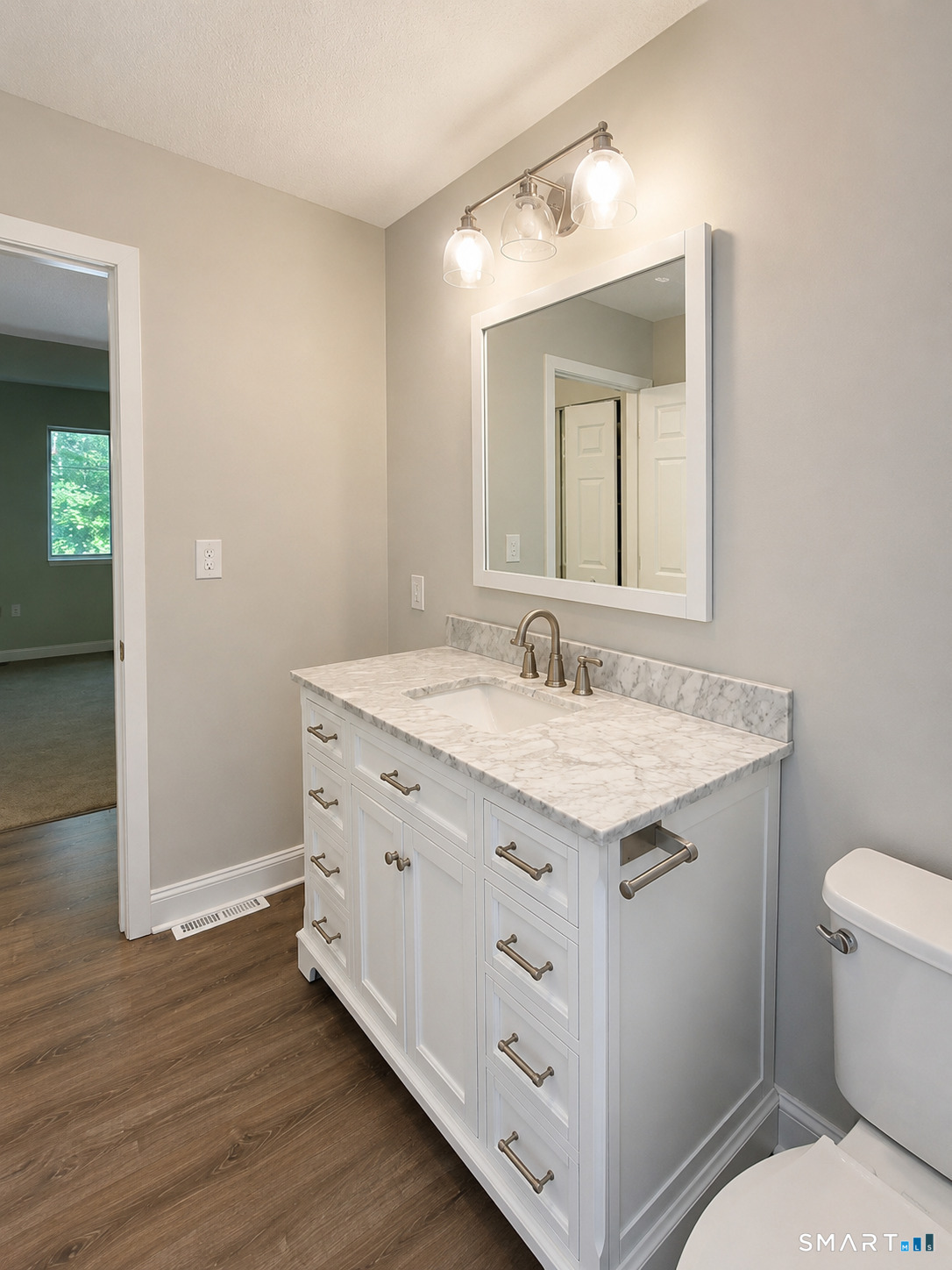5 Farmington Chase Crescent Farmington CT 06032