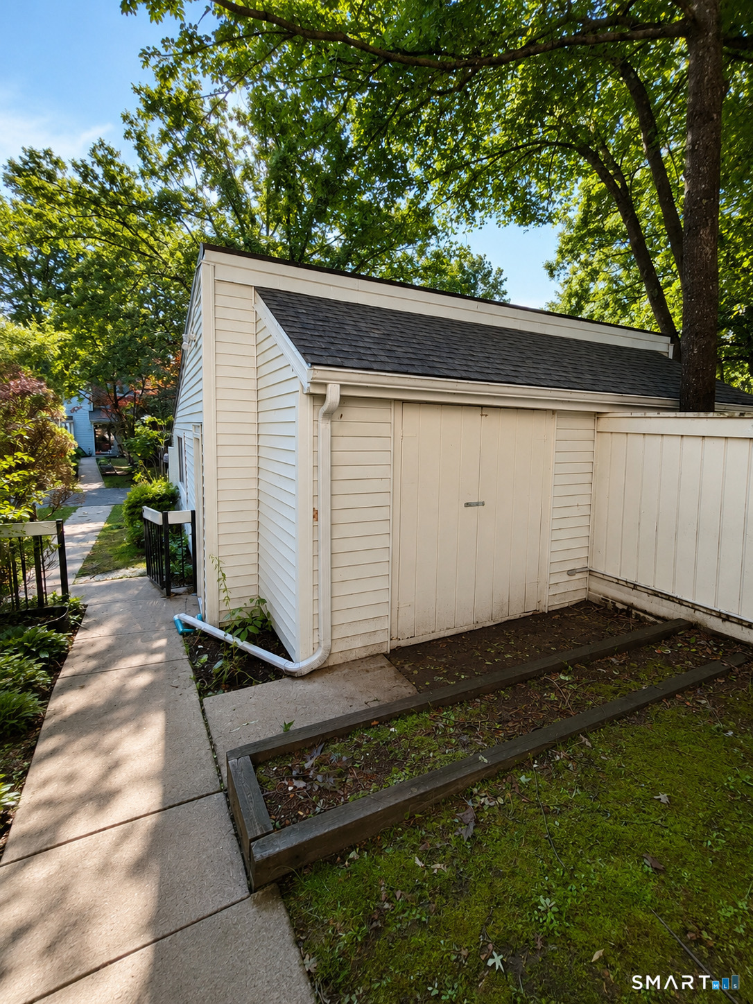 5 Farmington Chase Crescent Farmington CT 06032
