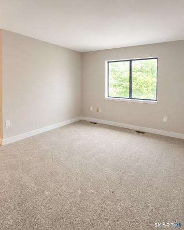 5 Farmington Chase Crescent Farmington CT 06032