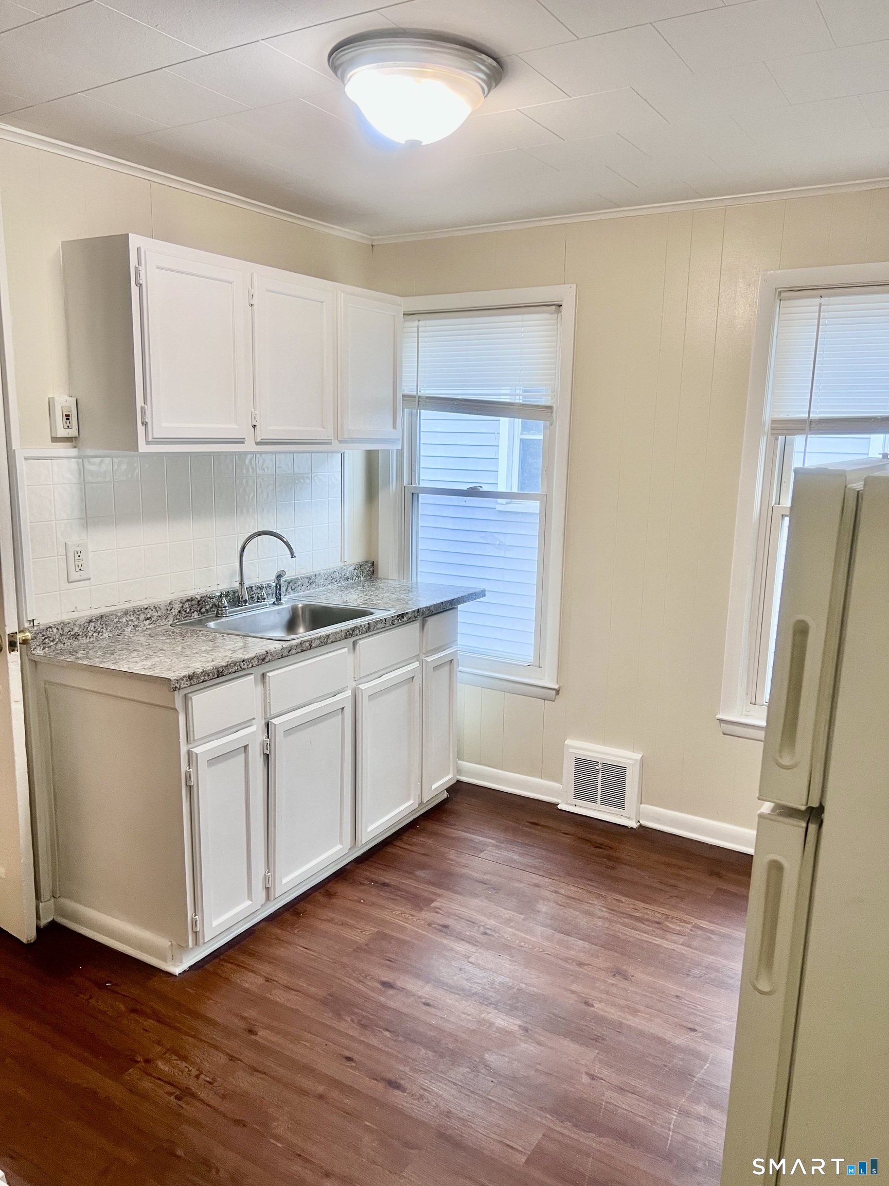 282 Front Avenue West Haven CT 06516
