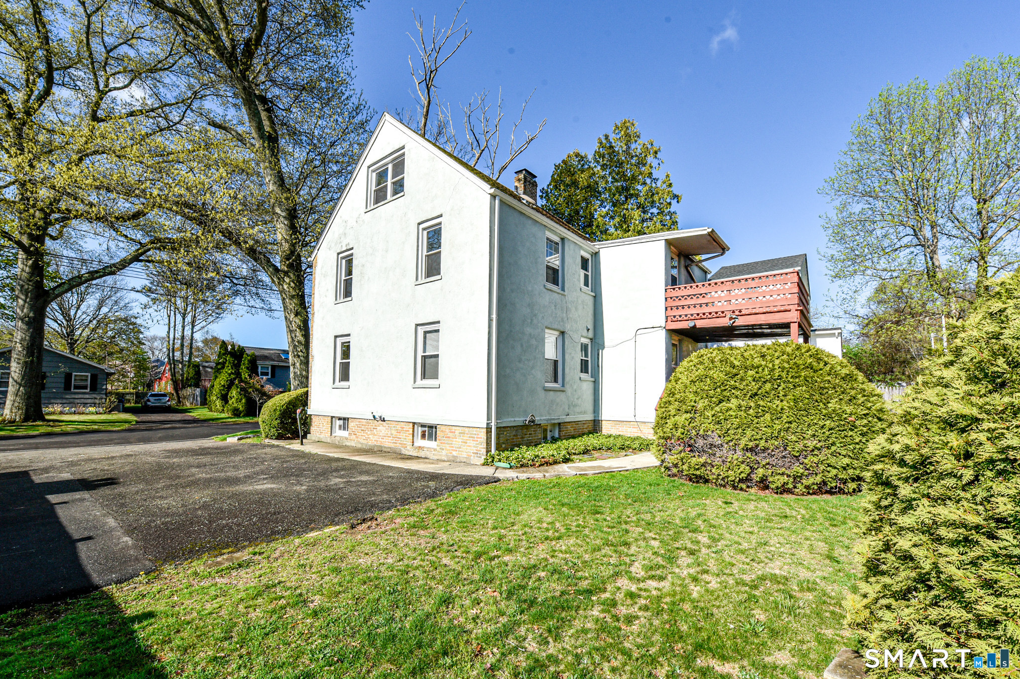 146 Warsaw Street Fairfield CT 06825