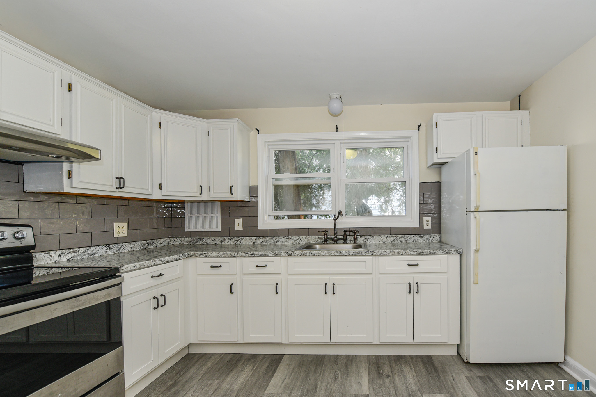 146 Warsaw Street Fairfield CT 06825