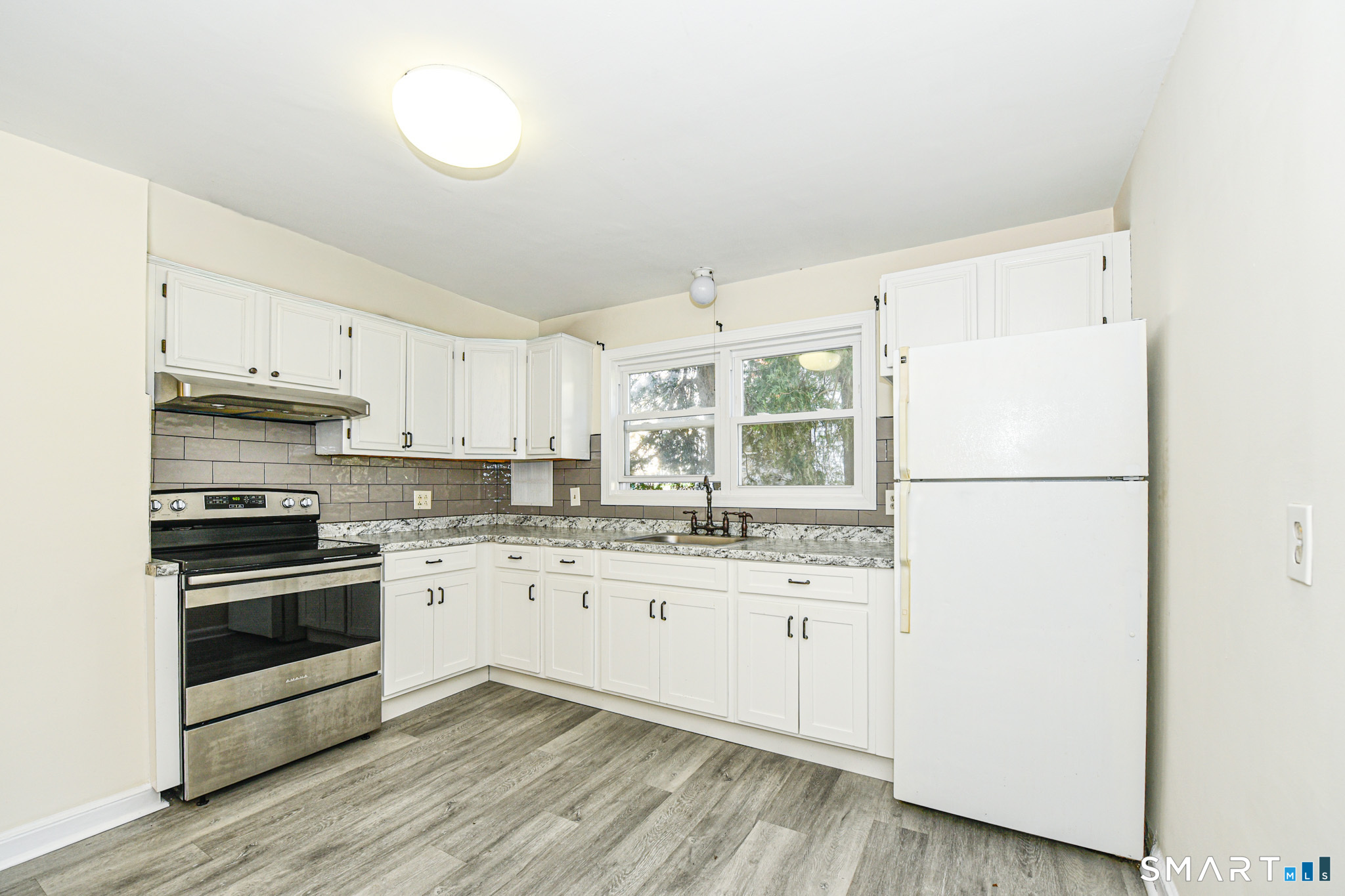146 Warsaw Street Fairfield CT 06825