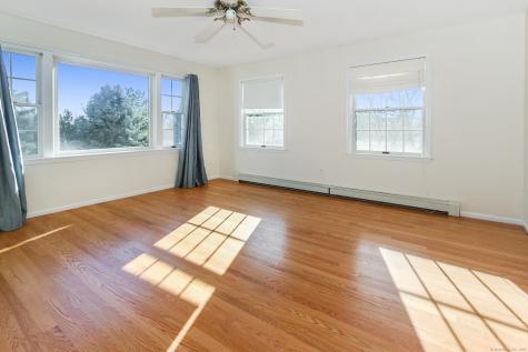 107 Benson Place Fairfield CT 06824