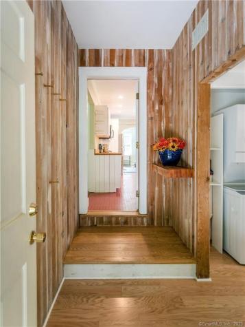 33 Washington Avenue Woodbury CT 06798