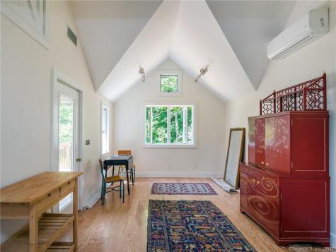 33 Washington Avenue Woodbury CT 06798