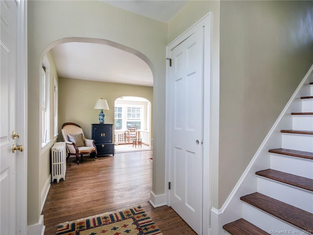 33 Washington Avenue Woodbury CT 06798