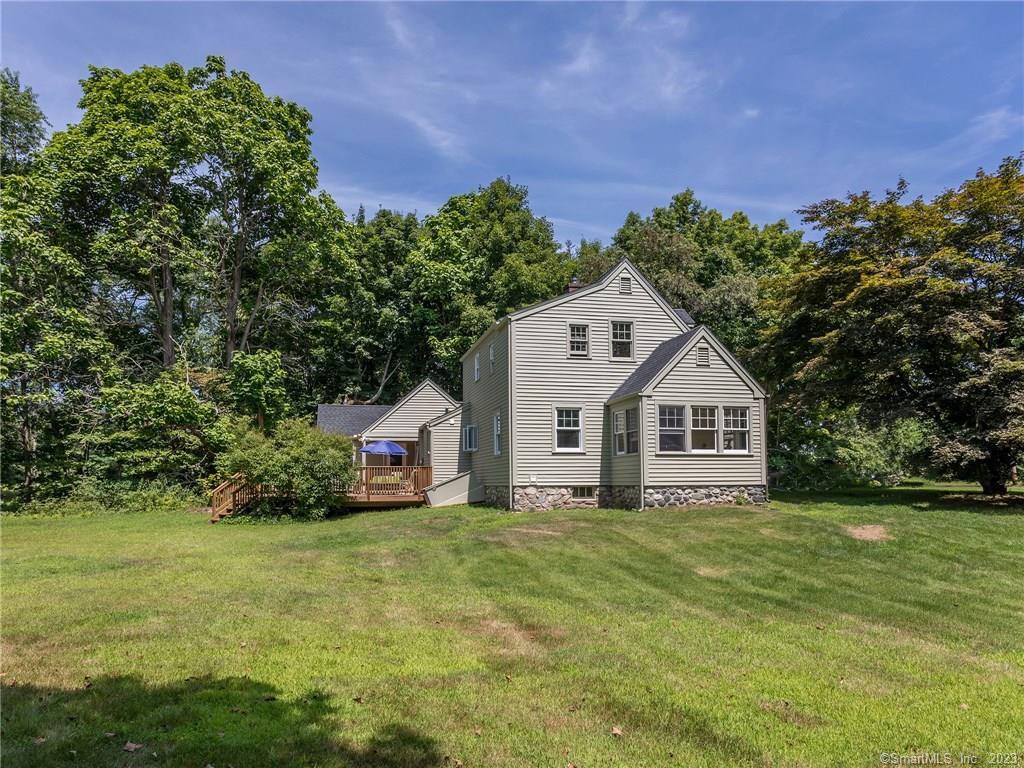 33 Washington Avenue Woodbury CT 06798
