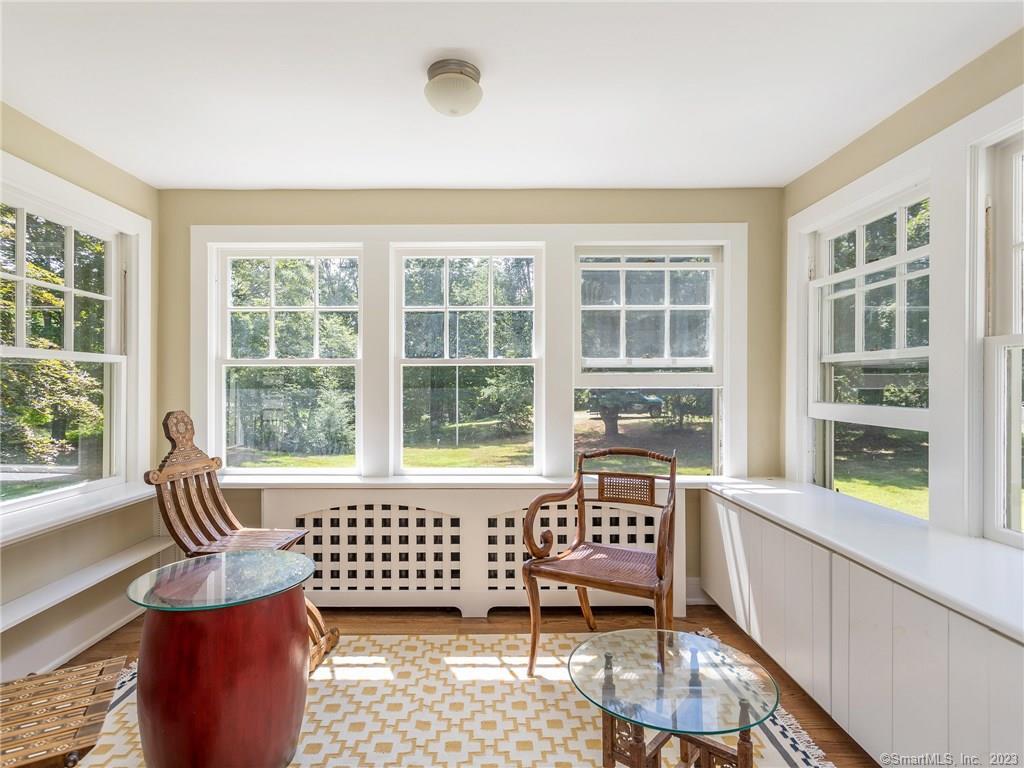 33 Washington Avenue Woodbury CT 06798