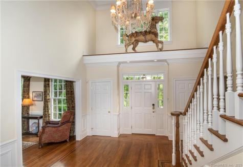 52 Twin Pond Lane New Canaan CT 06840