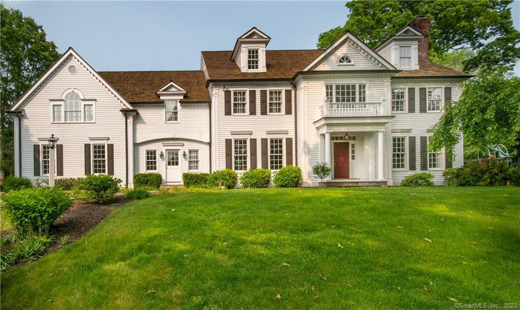 52 Twin Pond Lane New Canaan CT 06840