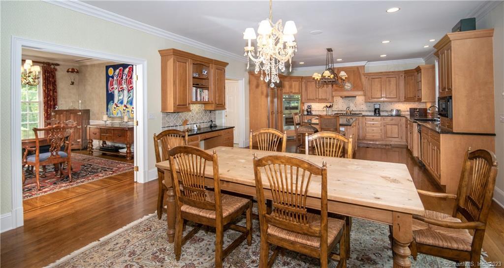 52 Twin Pond Lane New Canaan CT 06840