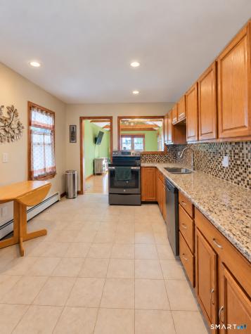 155 Mckee Street Manchester CT 06040