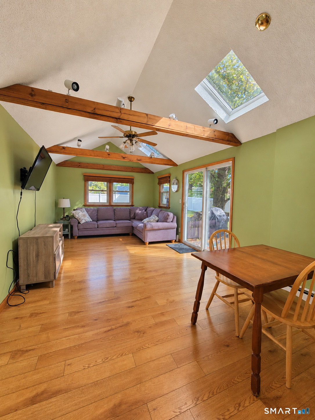 155 Mckee Street Manchester CT 06040