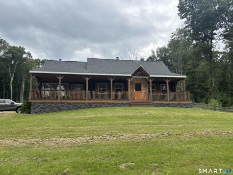 10 Railroad Street Pomfret CT 06259