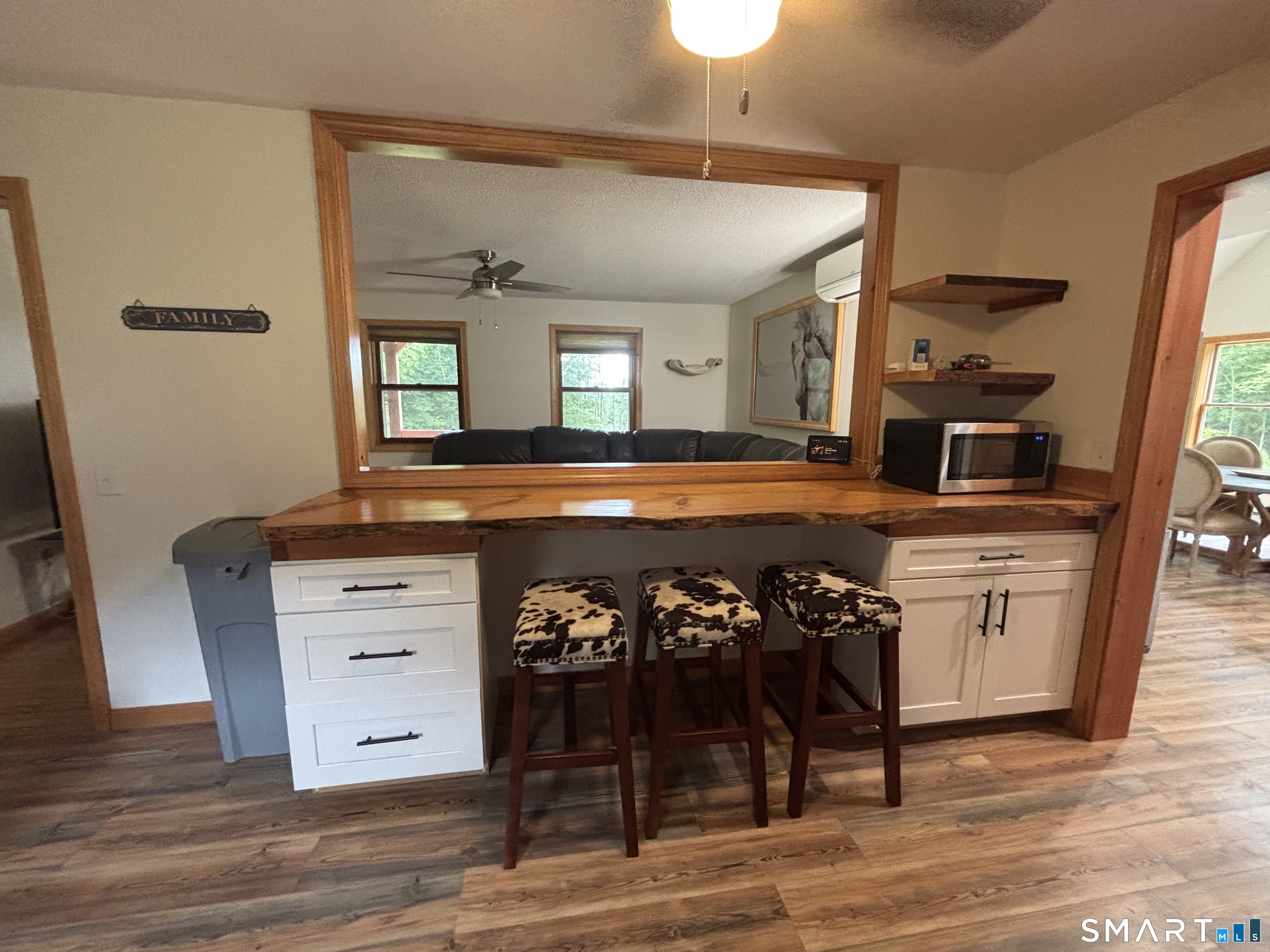 10 Railroad Street Pomfret CT 06259