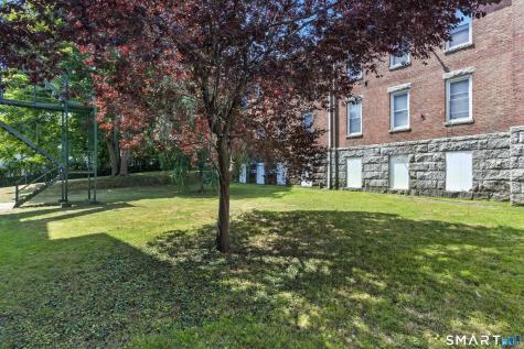 156 Garfield Avenue New London CT 06320