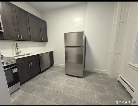 156 Garfield Avenue New London CT 06320