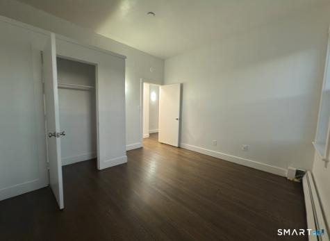 156 Garfield Avenue New London CT 06320