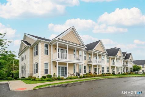 822 Center Meadow Lane Danbury CT 06810
