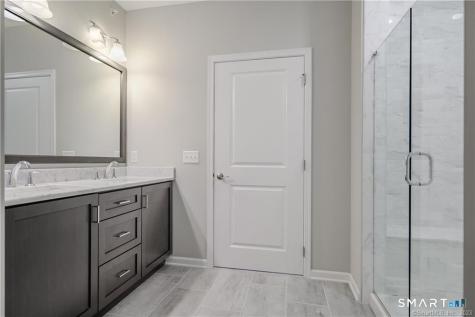 822 Center Meadow Lane Danbury CT 06810
