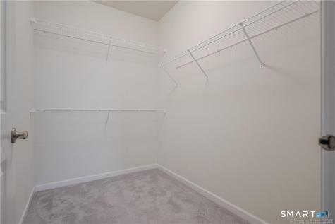 822 Center Meadow Lane Danbury CT 06810