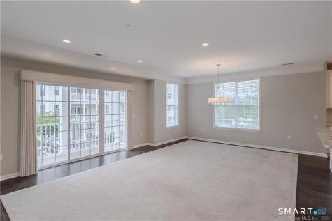 822 Center Meadow Lane Danbury CT 06810