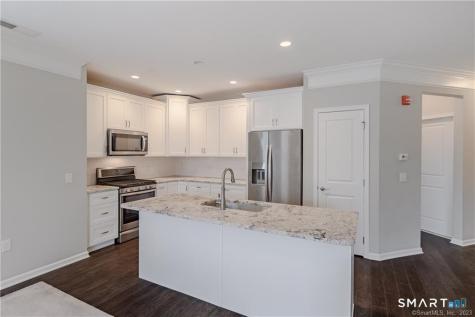 822 Center Meadow Lane Danbury CT 06810