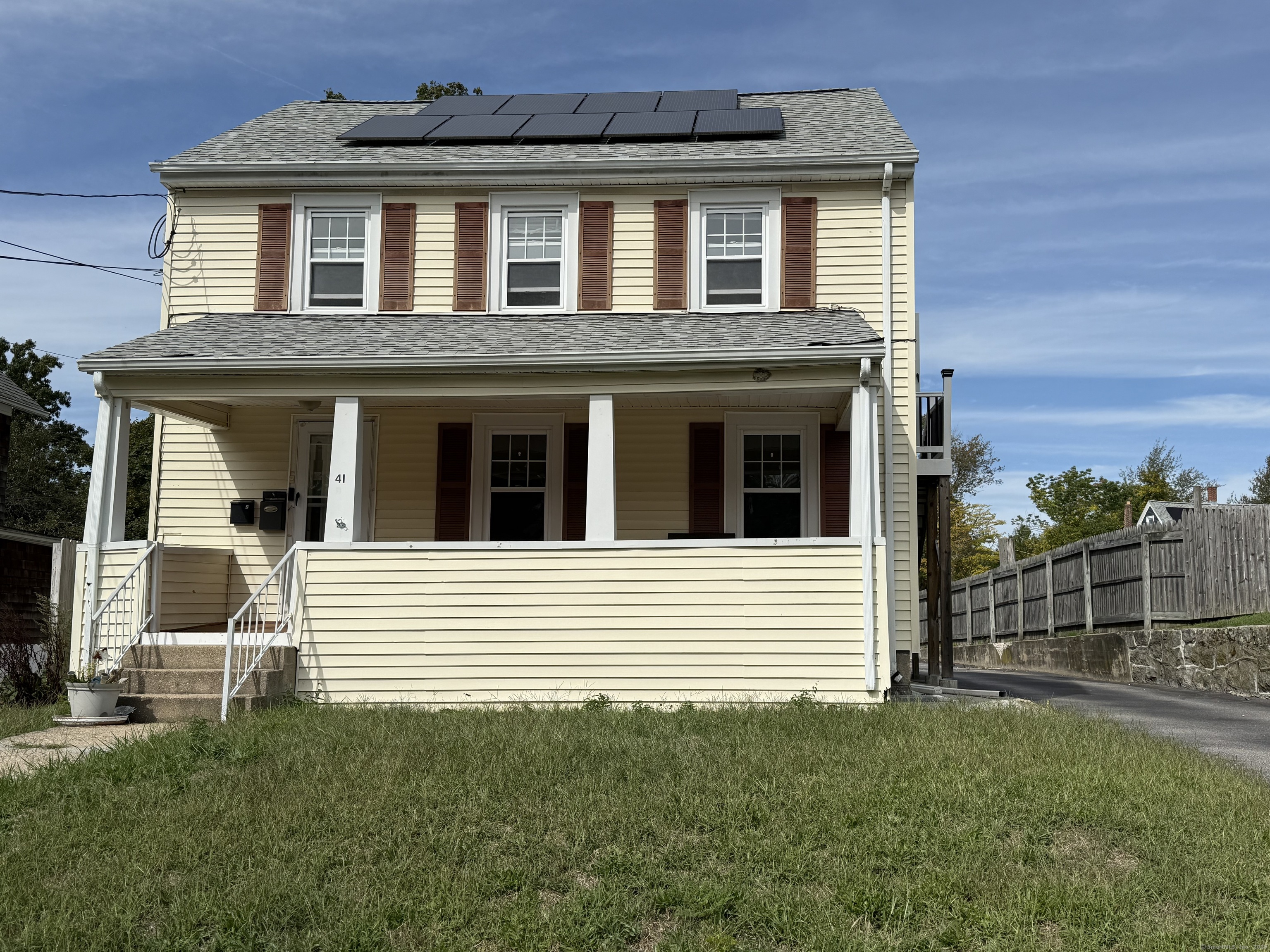 41 Evergreen Avenue New London CT 06320