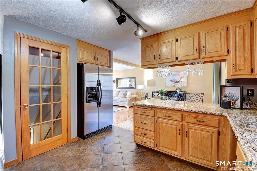 18 Rockwell Court South Windsor CT 06074