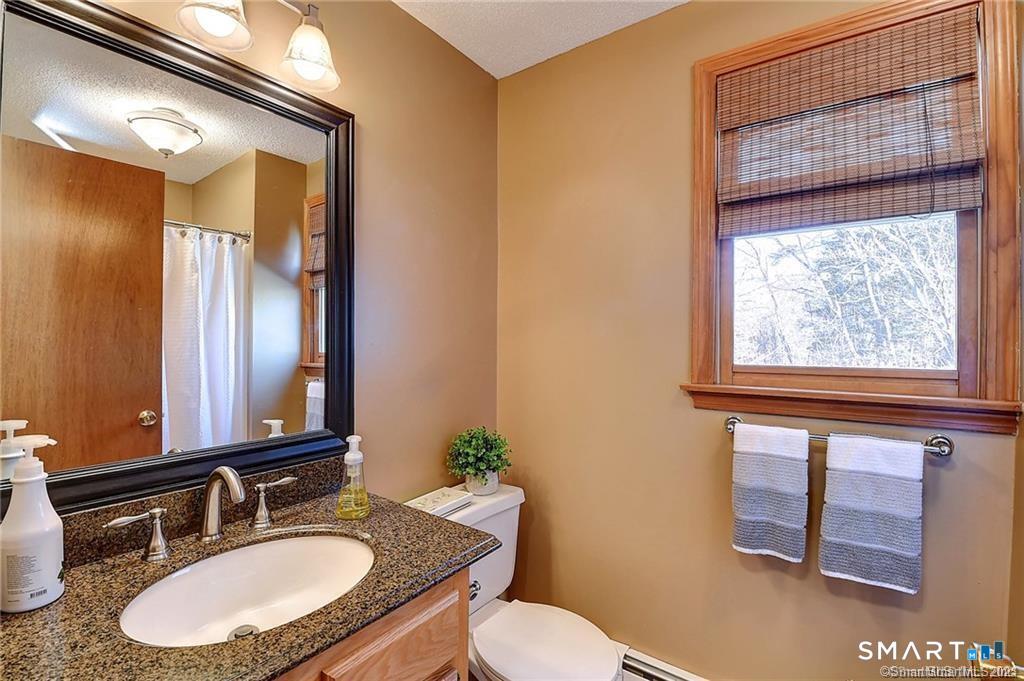 18 Rockwell Court South Windsor CT 06074