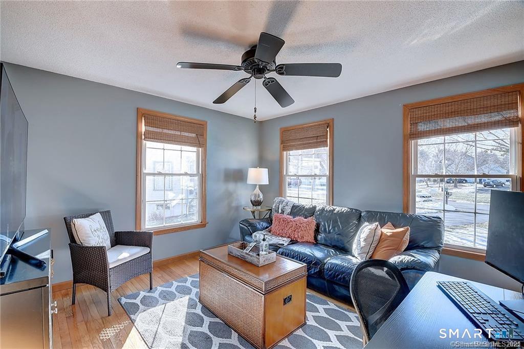 18 Rockwell Court South Windsor CT 06074