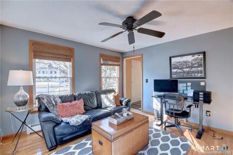 18 Rockwell Court South Windsor CT 06074