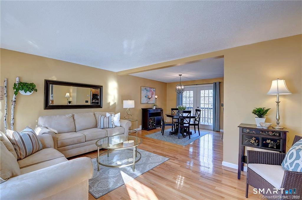 18 Rockwell Court South Windsor CT 06074
