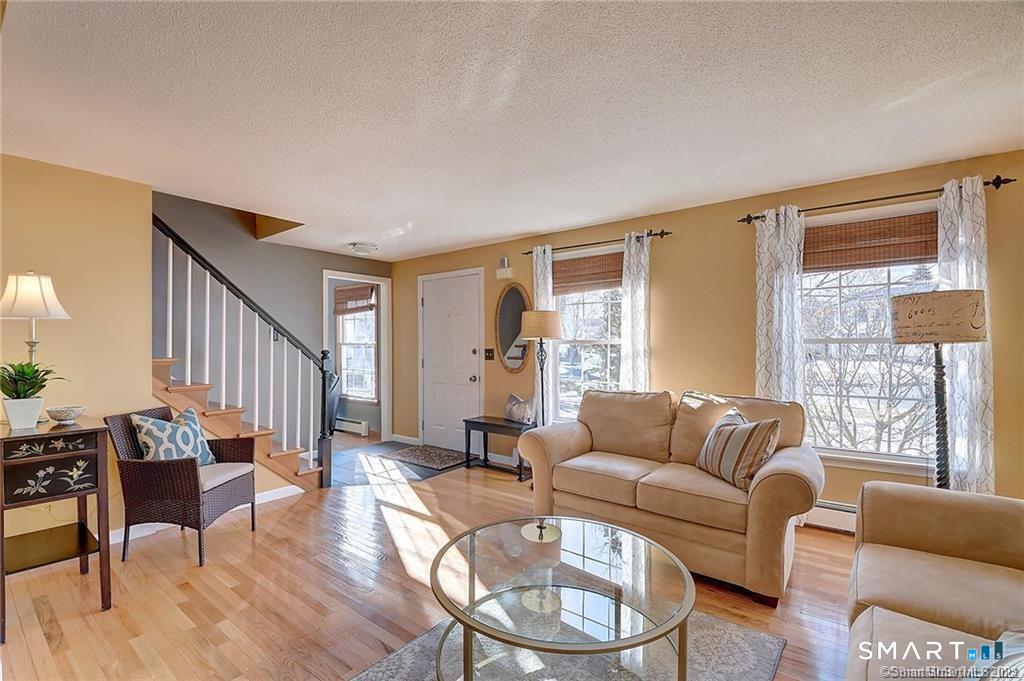 18 Rockwell Court South Windsor CT 06074